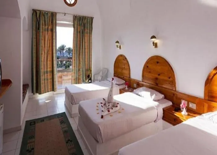 Pensee Royal Garden 4*
