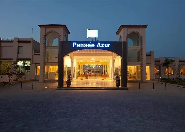 Pensee Royal Garden 4*