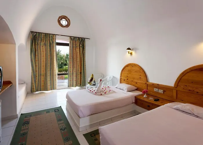 Pensee Royal Garden 4*