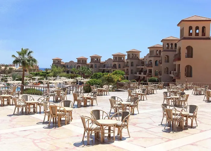 Pensee Royal Garden 4*