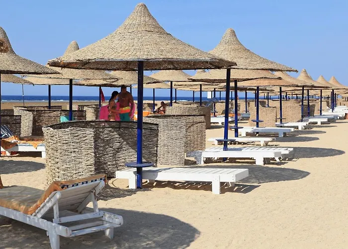 Pensee Royal Garden Resort 4*